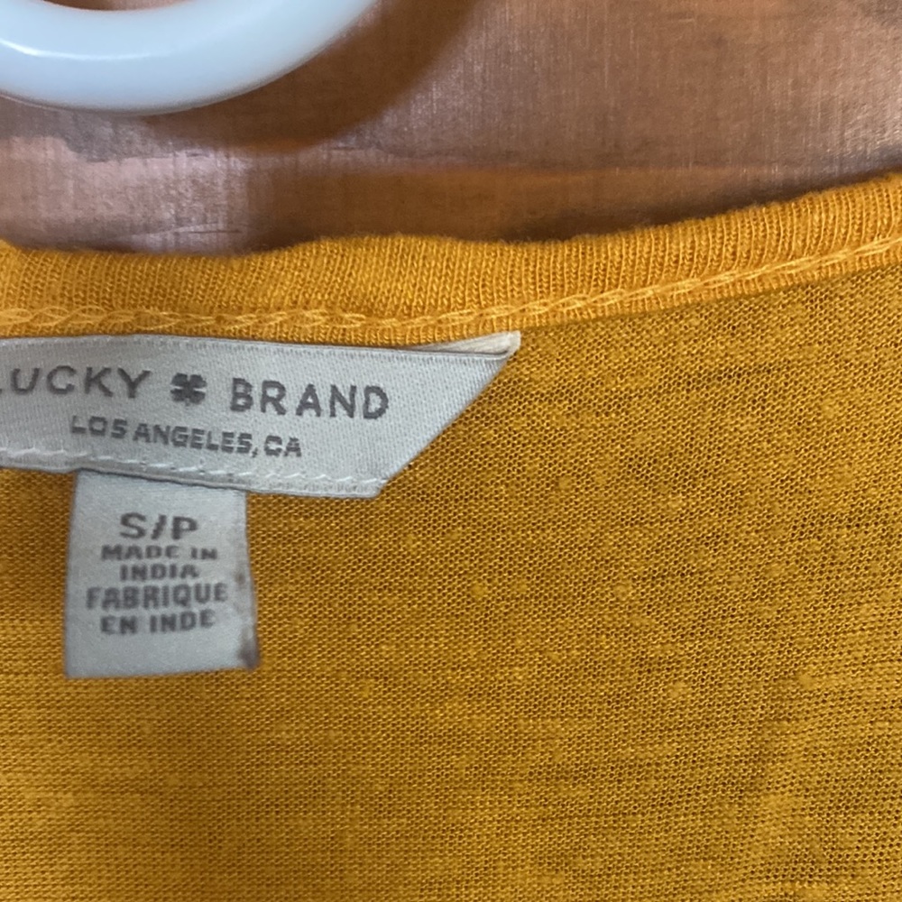 Lucky Brand Embroidered Peplum Top. Goldenrod. Size small. - Picture 2 of 2